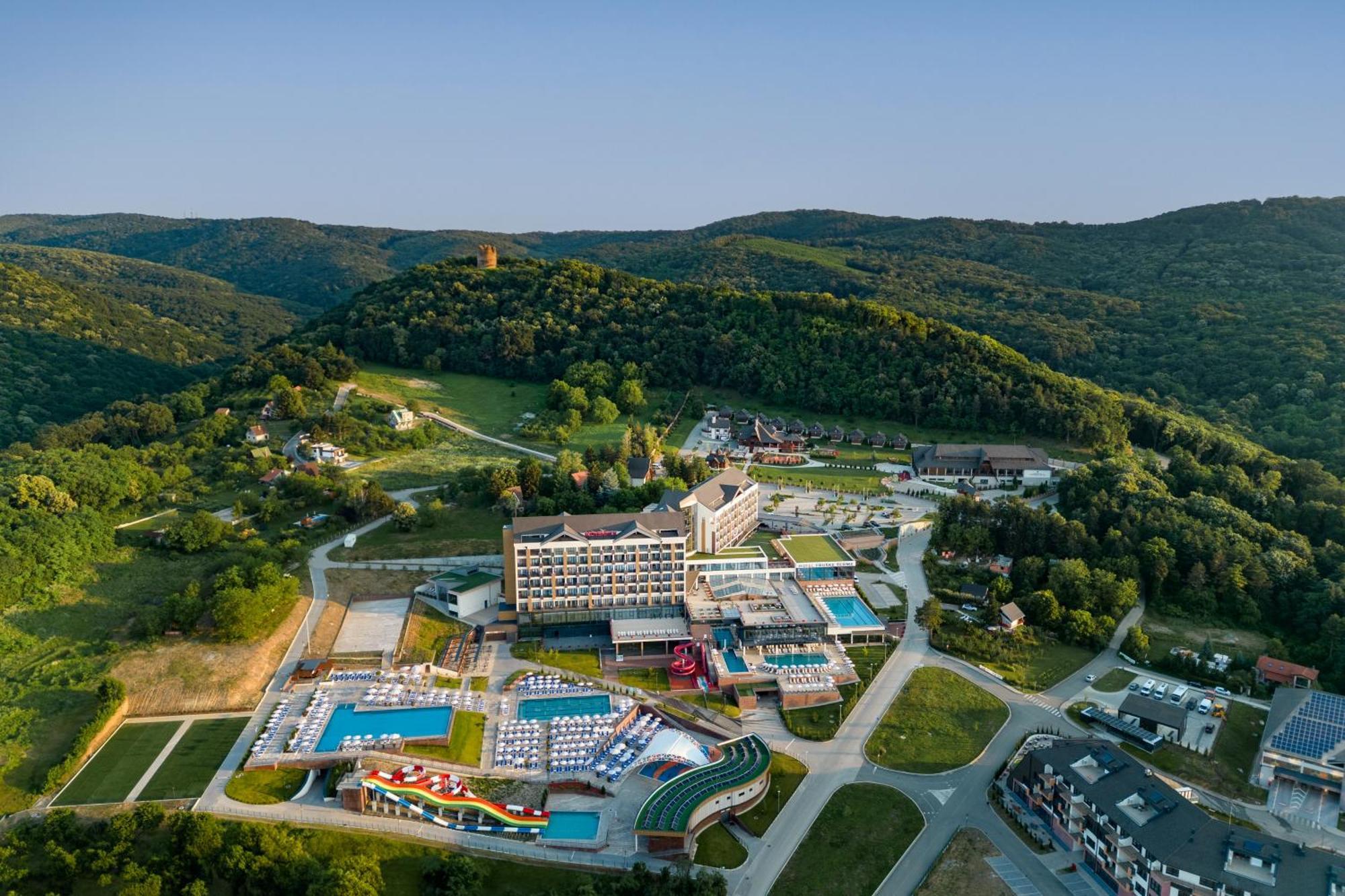 Movenpick Resort And Spa Fruske Terme Vrdnik Exterior foto